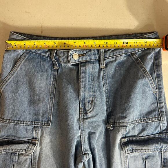 Sweet Heart Womens Cargo Jeans, Size 11, light blue - Picture 7 of 13
